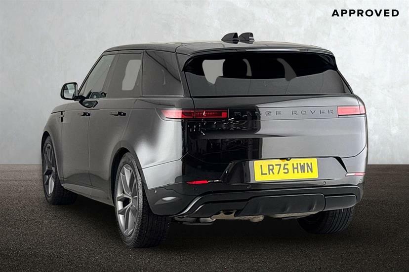 Land Rover Range Rover Sport 3.0 D300 Dynamic Se Black #2