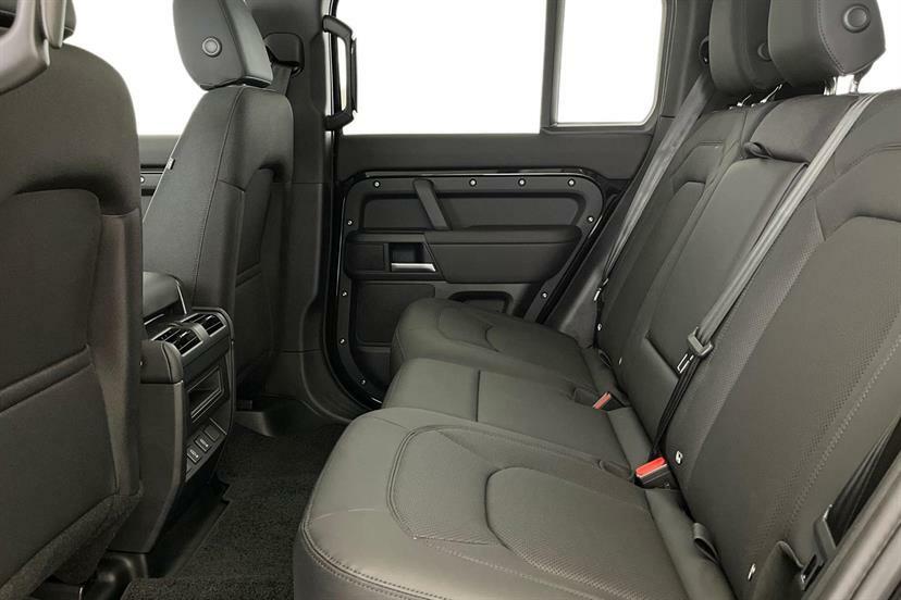 Land Rover Defender 110 3.0 D250 S 110 LX26HKY #4