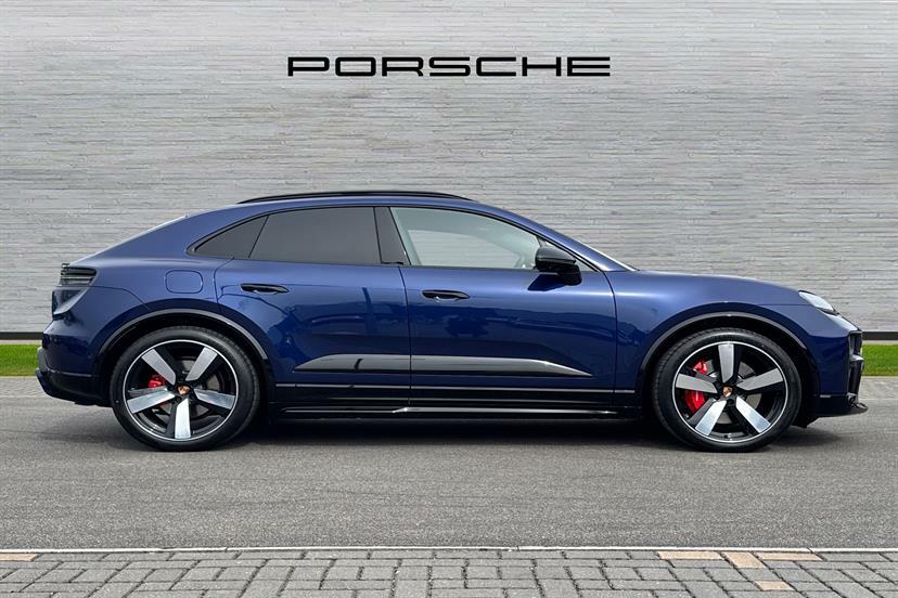 Porsche Macan 420Kw Gts 100Kwh HJ26CWY Blue #3