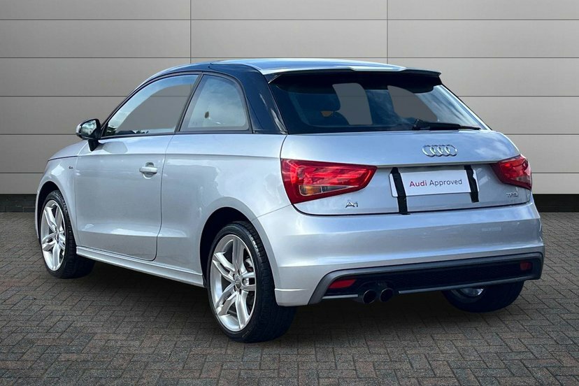 Audi A1 1.4 Tfsi S Line Hatchback Euro 5 Black #3