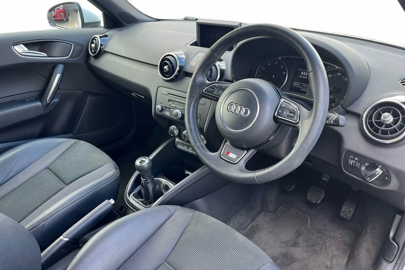 Audi A1 1.4 Tfsi S Line Hatchback Euro 5 Black #6
