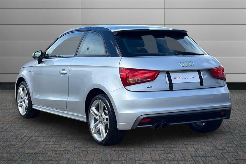 Audi A1 1.4 Tfsi S Line Black #3