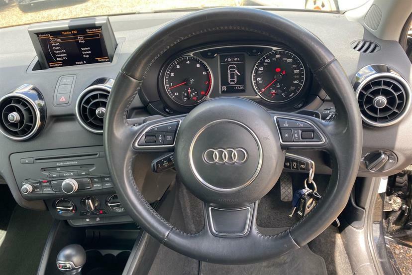Audi A1 1.4 Tfsi S Line Style Edition Sportback Euro 5 S  #12