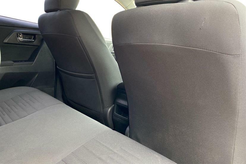 Toyota Auris 1.2L Icon Silver #12
