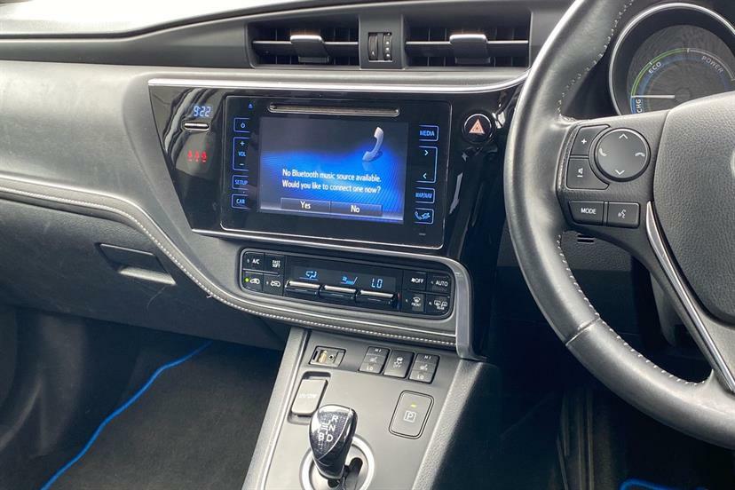 Toyota Auris 1.8 Hybrid Business Edition Cvt Silver #6