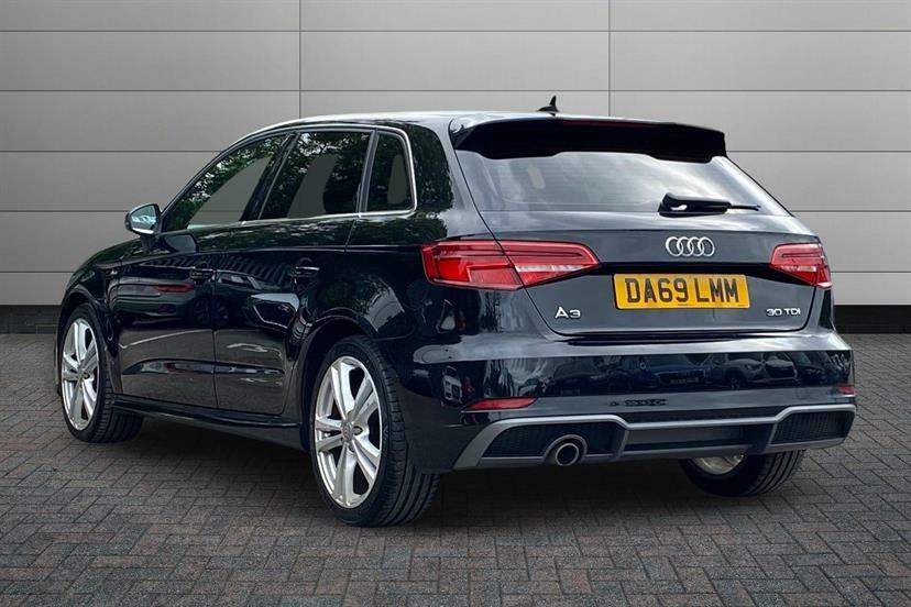 Audi A3 30 Tdi 116 S Line Black #3