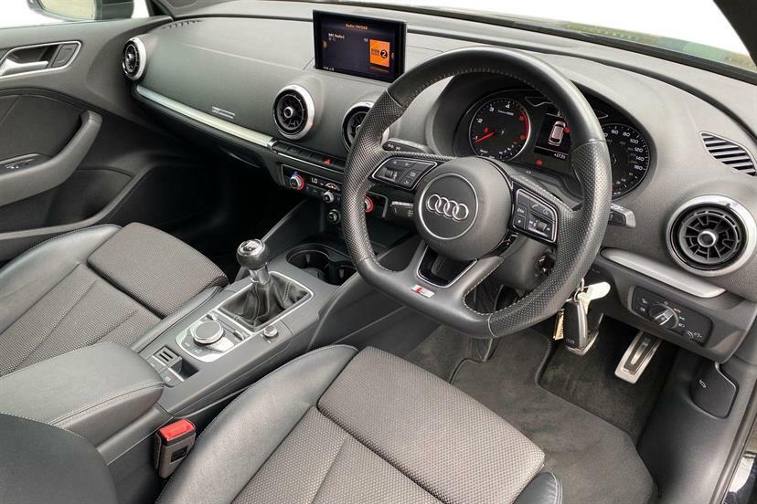 Audi A3 30 Tdi 116 S Line Black #6