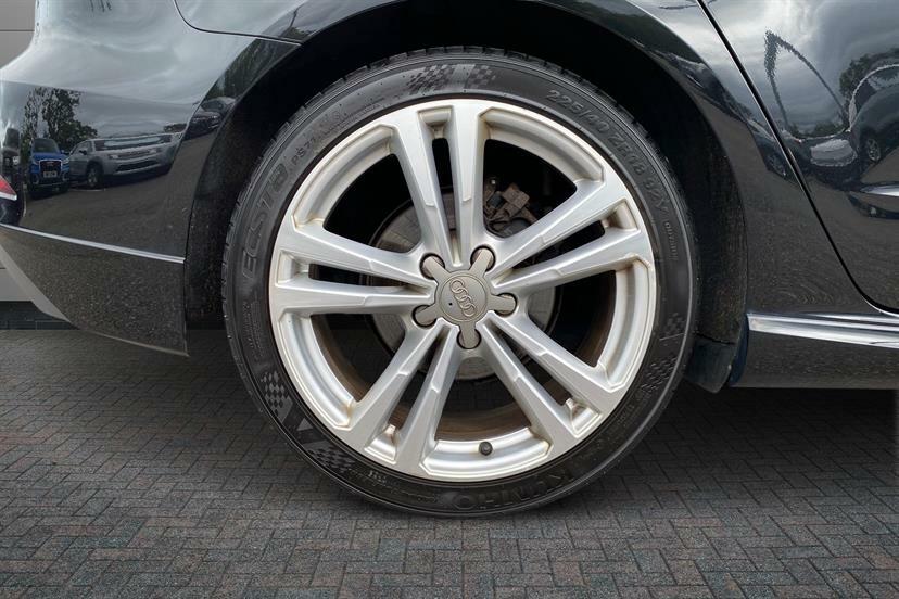 Audi A3 30 Tdi 116 S Line Black #5