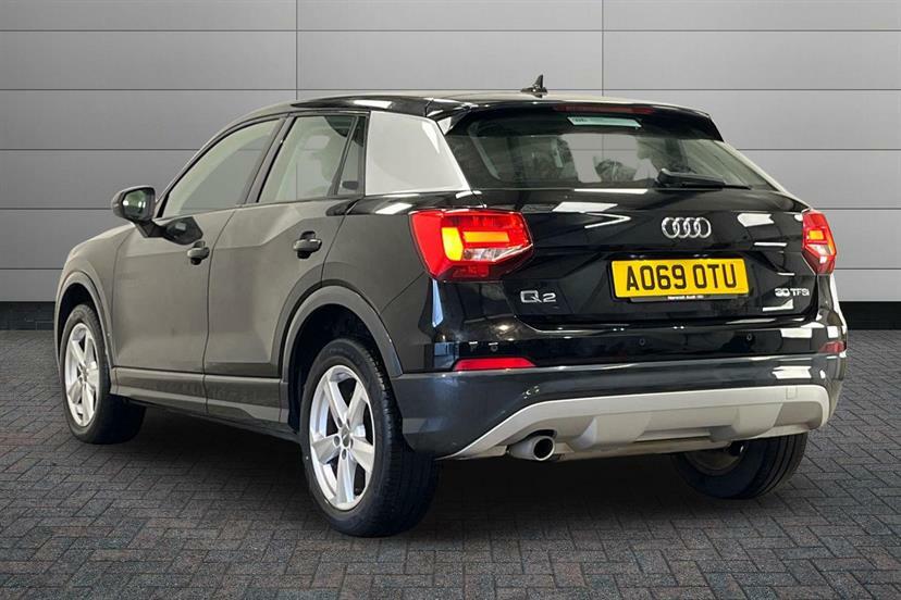 Audi Q2 30 Tfsi Sport Black #3