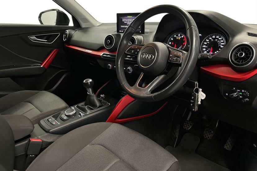 Audi Q2 30 Tfsi Sport Black #5