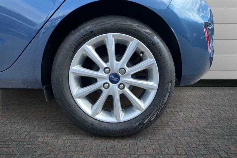 Ford Fiesta 1.0 Ecoboost Hybrid Mhev 125 Titanium LD70GGX Blue #4
