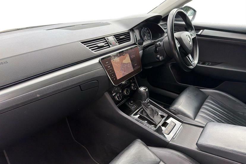 Skoda Superb 2.0 Tdi Cr Se L Executive Dsg 7 Speed Black #2