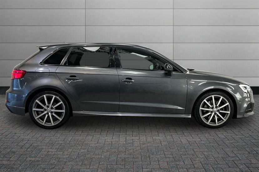 Audi A3 2.0 Tfsi Black Edition Grey #4