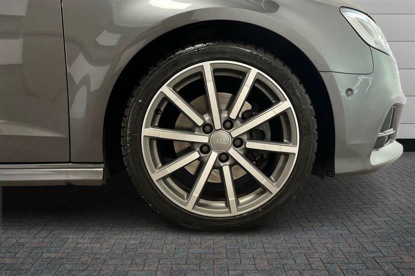 Audi A3 2.0 Tfsi Black Edition Grey #5