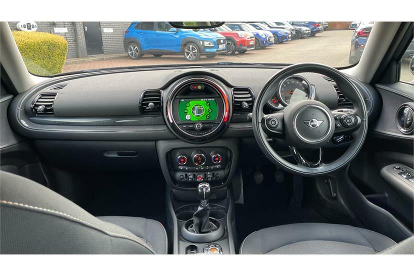 Mini Clubman 1.5 Cooper Classic 6Dr Black #3