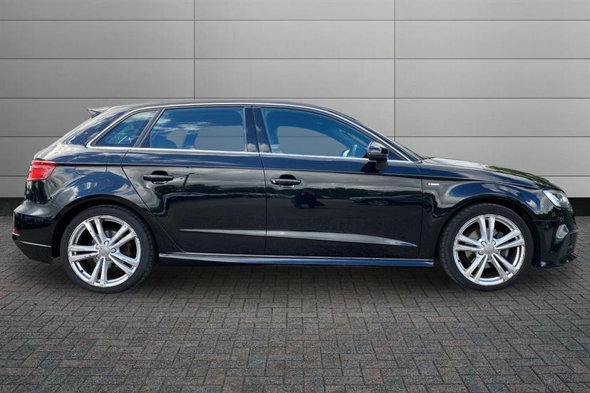 Audi A3 1.5 Tfsi S Line S Tronic GD18YWM Black #4