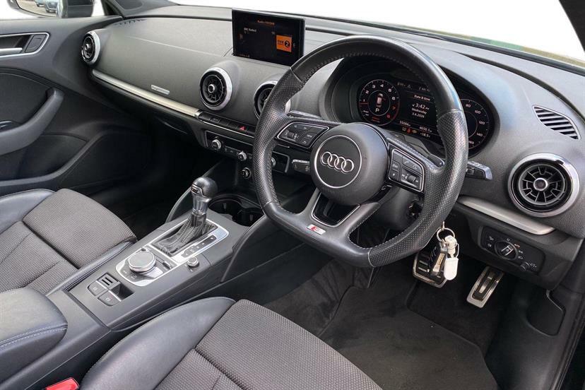 Audi A3 1.5 Tfsi S Line S Tronic GD18YWM Black #6