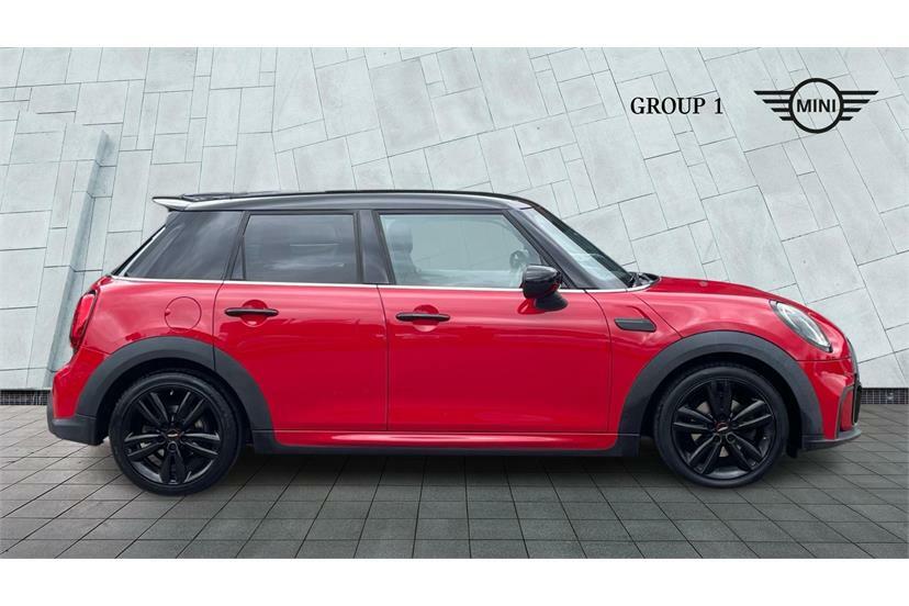 Mini Hatch 1.5 Cooper Sport AV21LPC Red #3