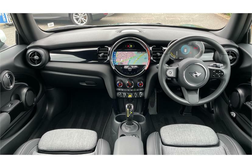 Mini Hatch 135Kw Cooper S Level 2 33Kwh DL23WUB Green #4
