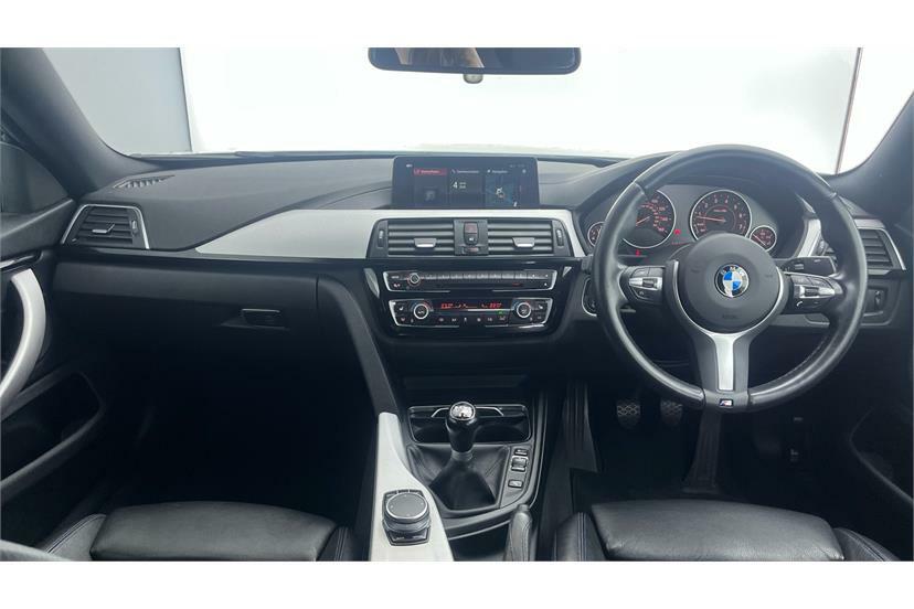 BMW 4 Series 420I M Sport Professional Media White #4