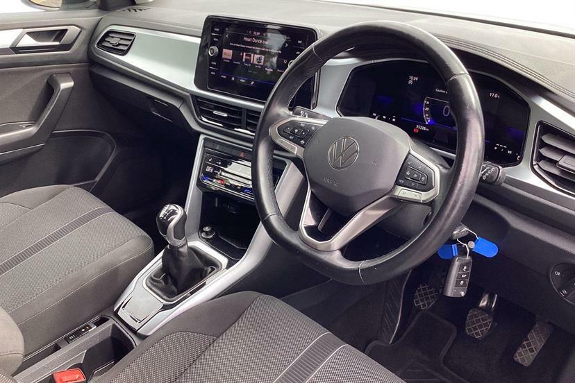 Volkswagen T-Roc 1.0 Tsi Life EF72ZHO White #6