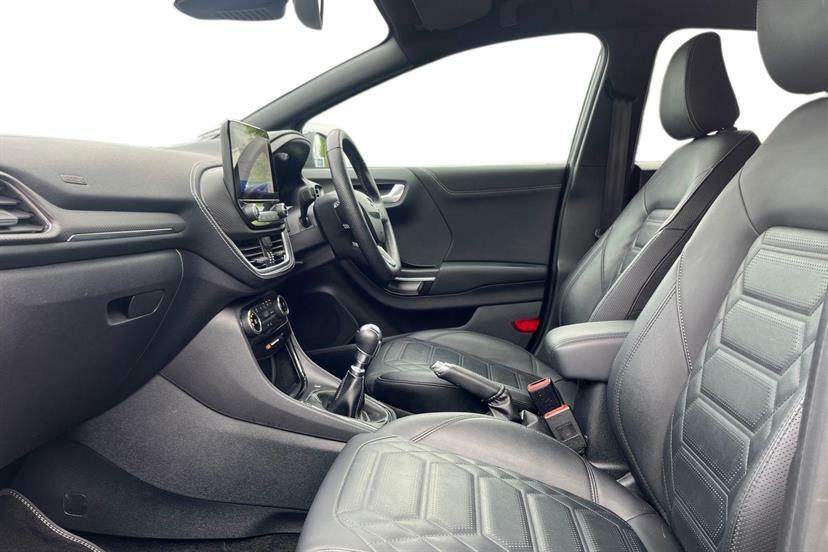 Ford Puma 1.0 Ecoboost Hybrid Mhev St-line Vignale ML23WDK Black #2