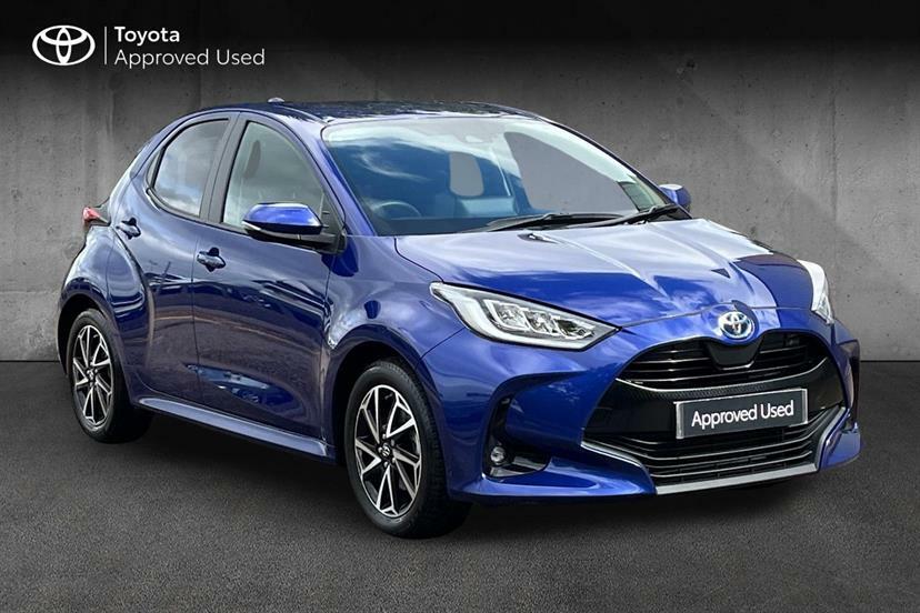 Toyota Yaris 1.5 Hybrid Design Cvt Blue