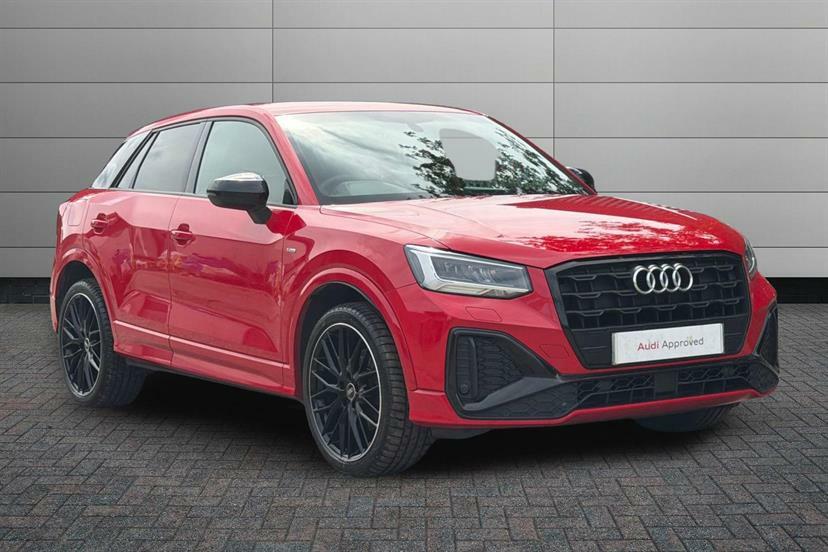 Audi Q2 35 Tfsi Black Edition S Tronic Red