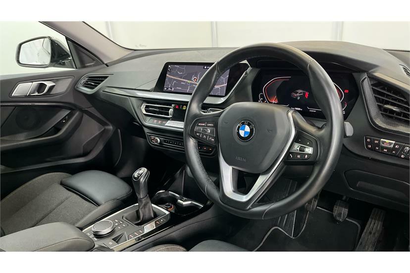 BMW 2 Series 218I M Sport Dct White #4