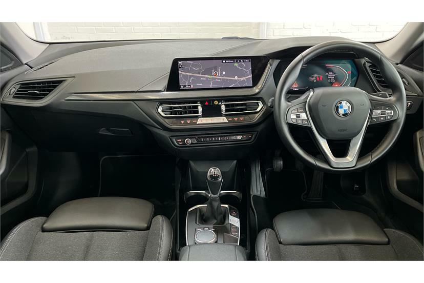 BMW 2 Series 218I M Sport Dct White #2
