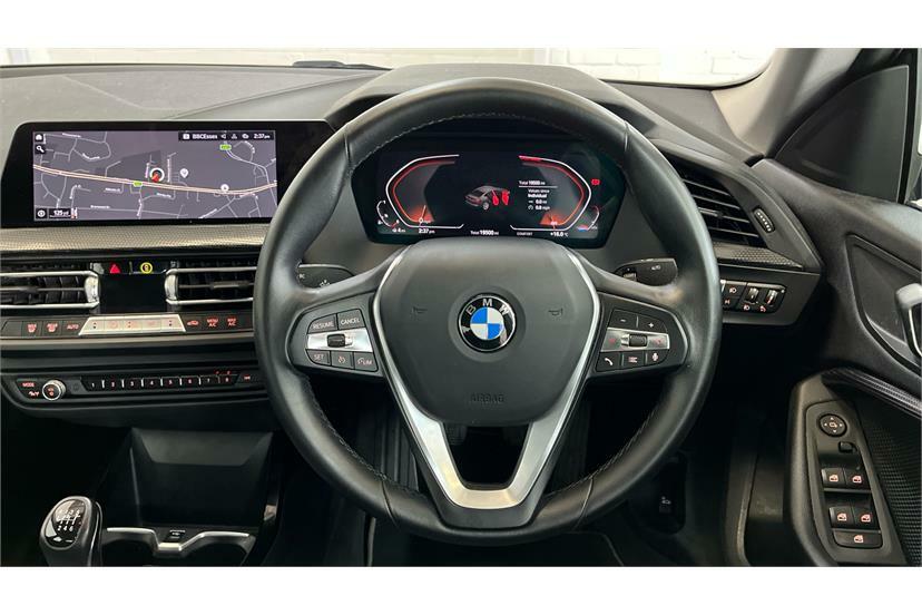 BMW 2 Series 218I M Sport Dct White #3