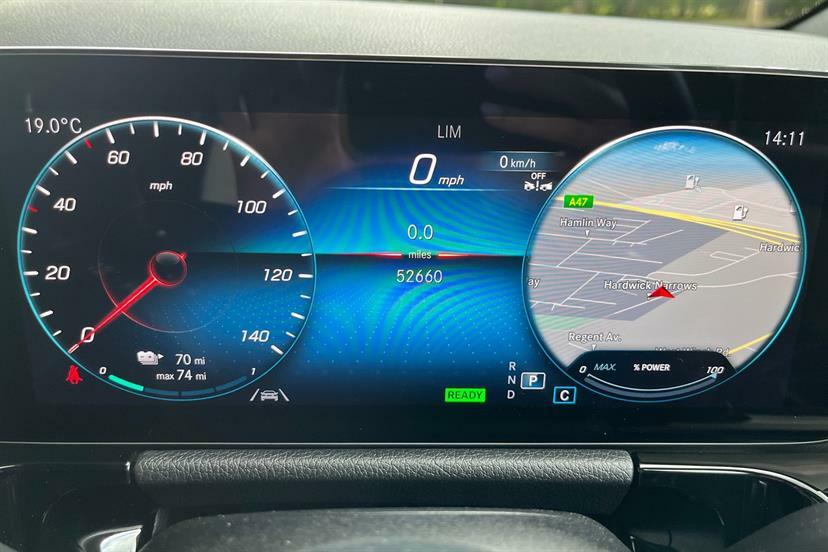 Mercedes-Benz EQA 250 140Kw Amg Line 70.5Kwh Black #5