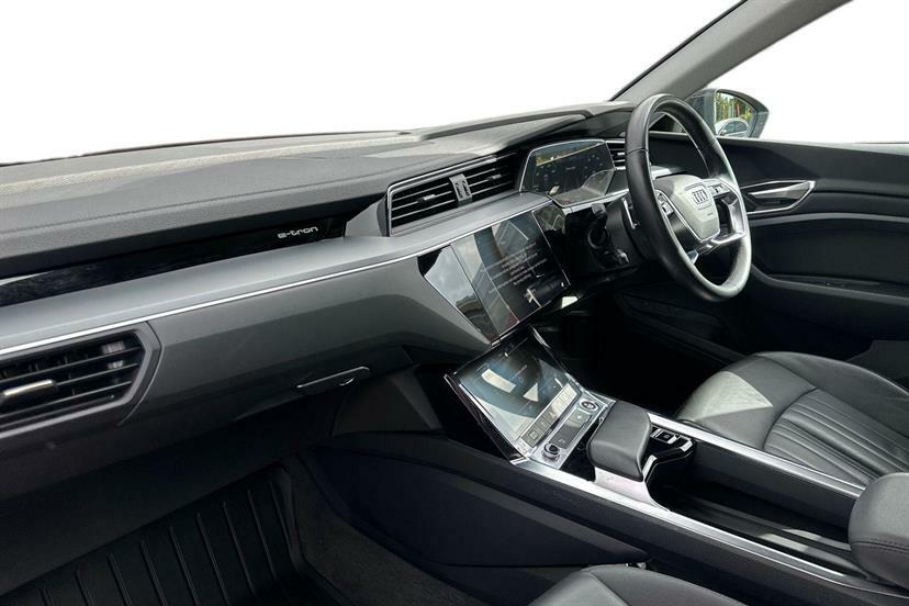 Audi E-tron 300Kw 55 Quattro 95Kwh Technik Black #2