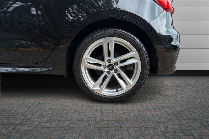 Audi A1 25 Tfsi S Line Black #5