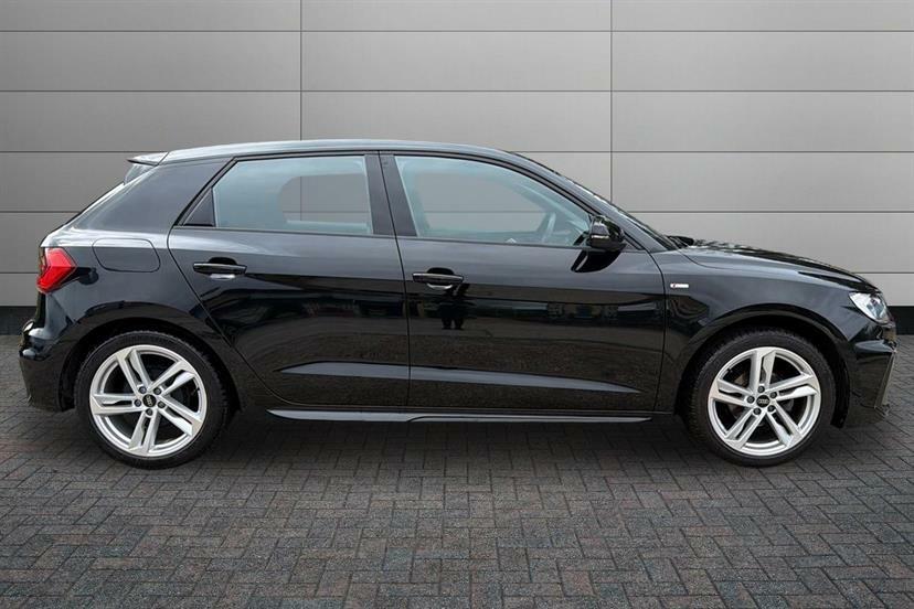 Audi A1 25 Tfsi S Line Black #4