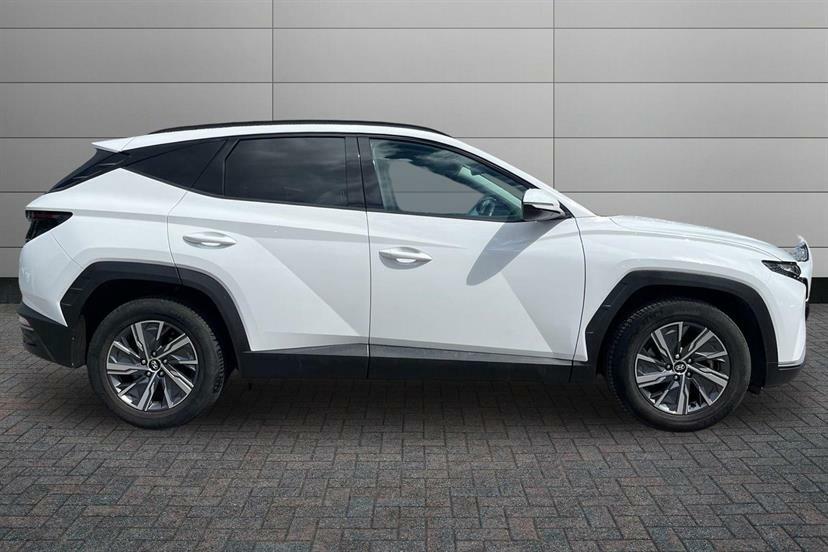 Hyundai Tucson 1.6 Tgdi Se Connect 2Wd White #4