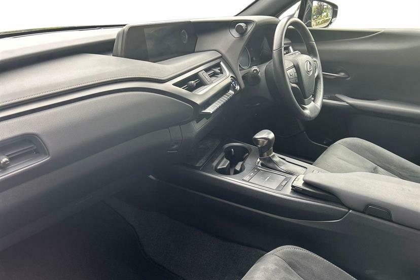 Lexus UX 250H 2.0 Cvt Without Nav Black #2