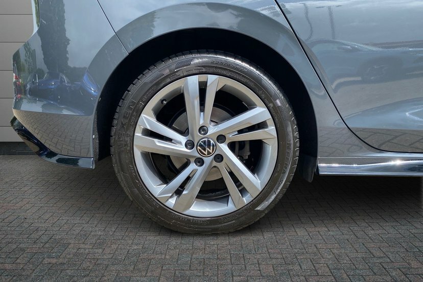 Volkswagen Golf 1.5 Tsi R-line Hatchback 150 Ps DT73ZSO Grey #5