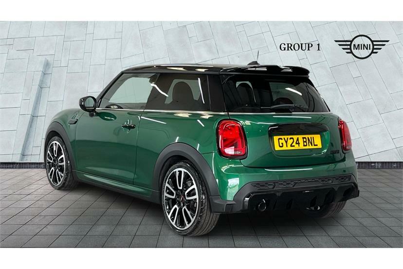 Mini Hatch 1.5 Cooper Sport Comfortnav Pack Green #2