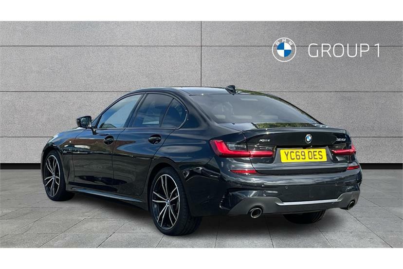 BMW 3 Series 320I Xdrive M Sport Step Black #2