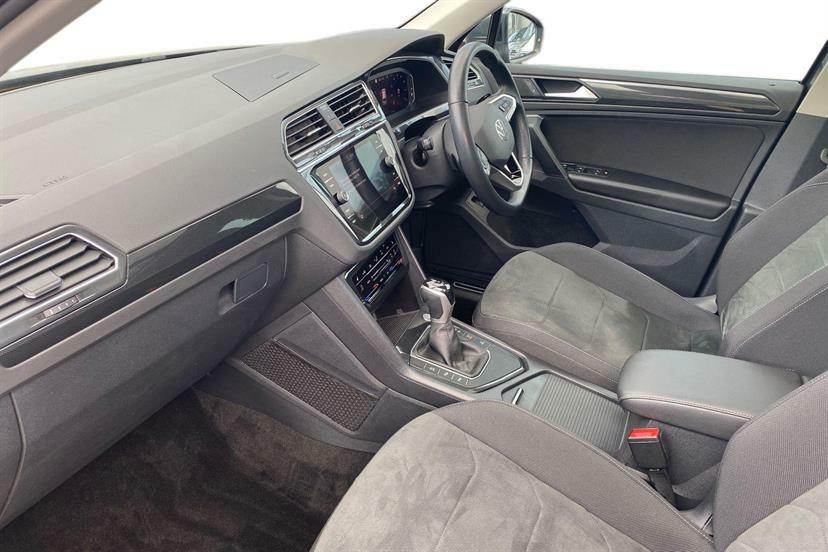 Volkswagen Tiguan 1.5 Tsi 150 Elegance Dsg Grey #2