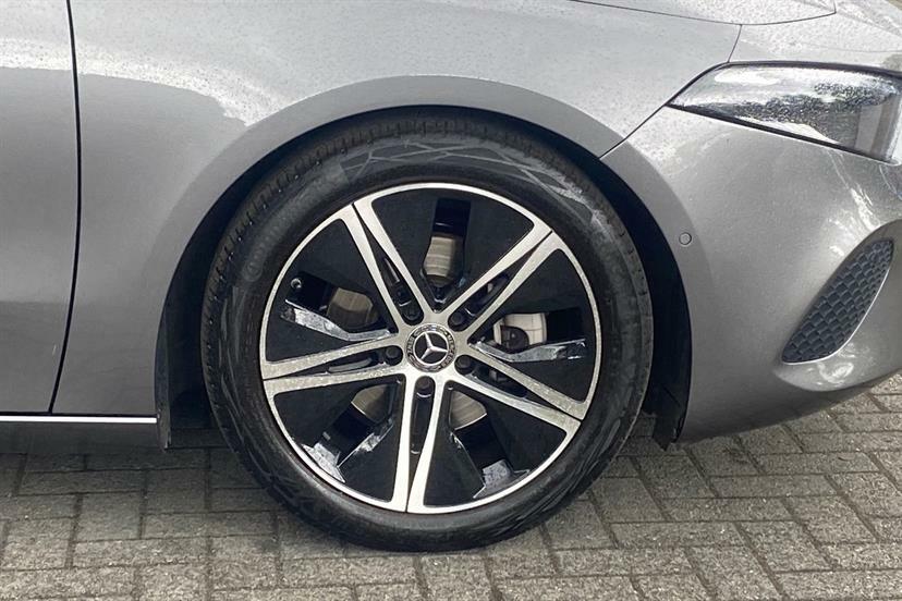 Mercedes-Benz A Class A180 Sport Edition KN25VBV Grey #4