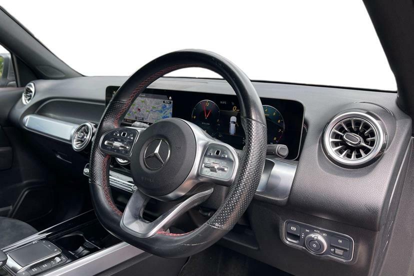 Mercedes-Benz GLB Class 200 Amg Line Executive 7G-tronic Grey #4