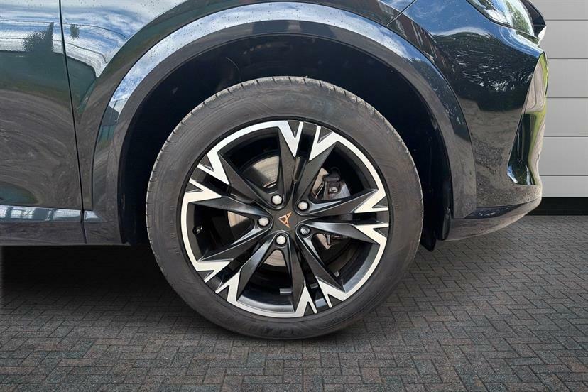 Cupra Formentor 1.5 Tsi 150 V1 YM74XKP Black #5