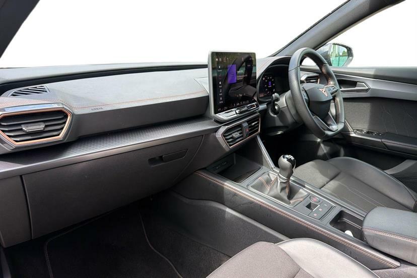Cupra Formentor 1.5 Tsi 150 V1 YM74XKP Black #2