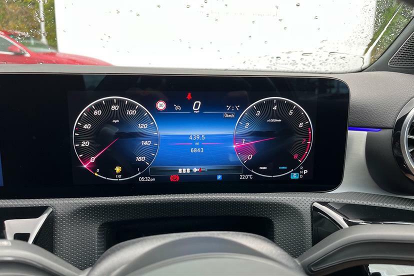 Mercedes-Benz A Class A180 Amg Line Executive Black #6