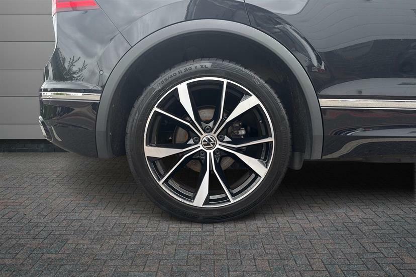 Volkswagen Tiguan 1.5 Tsi 150 R-line Dsg Black #5