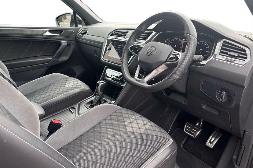 Volkswagen Tiguan 1.5 Tsi 150 R-line Dsg Black #6