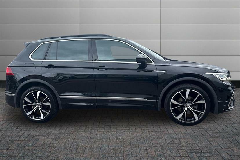 Volkswagen Tiguan 1.5 Tsi 150 R-line Dsg Black #4