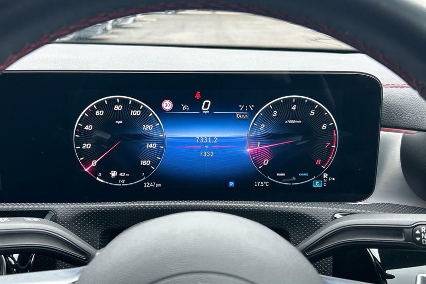 Mercedes-Benz CLA Class 200 Amg Line Executive Tip Black #4